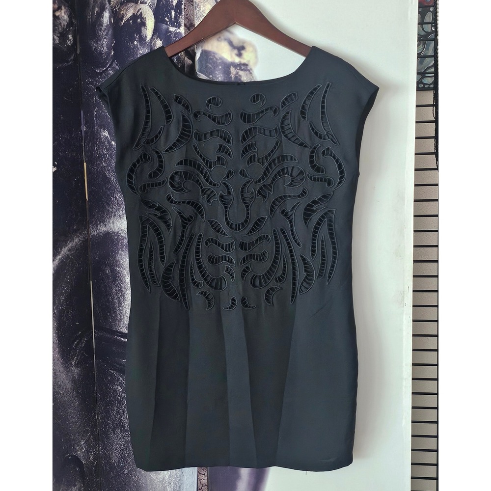 Marc New York Dress Black Sleeveless Sheath Laser Cut Cocktail Party Size 6